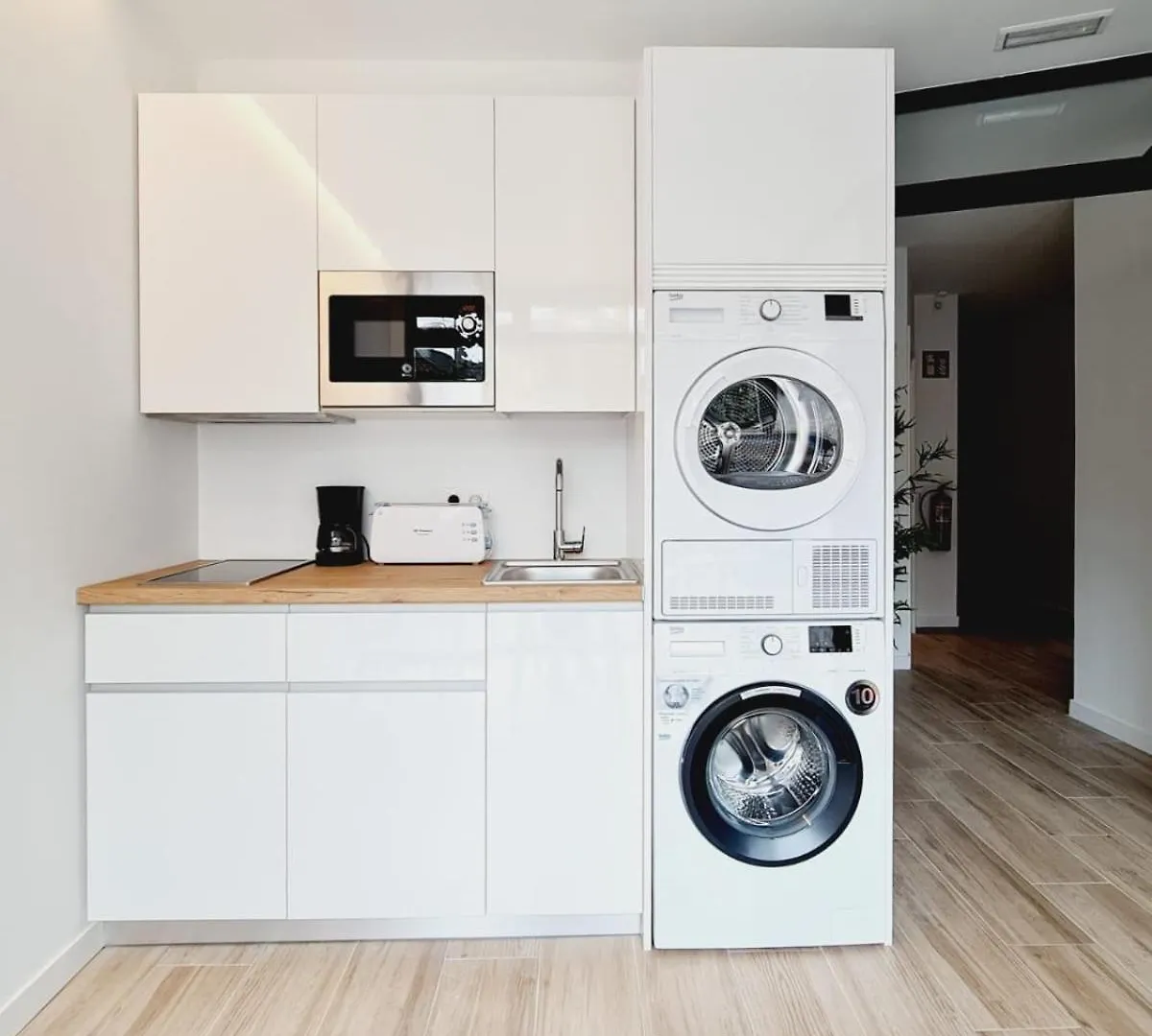 Bilbao Rooms & Kitchen Santutxu 0*,