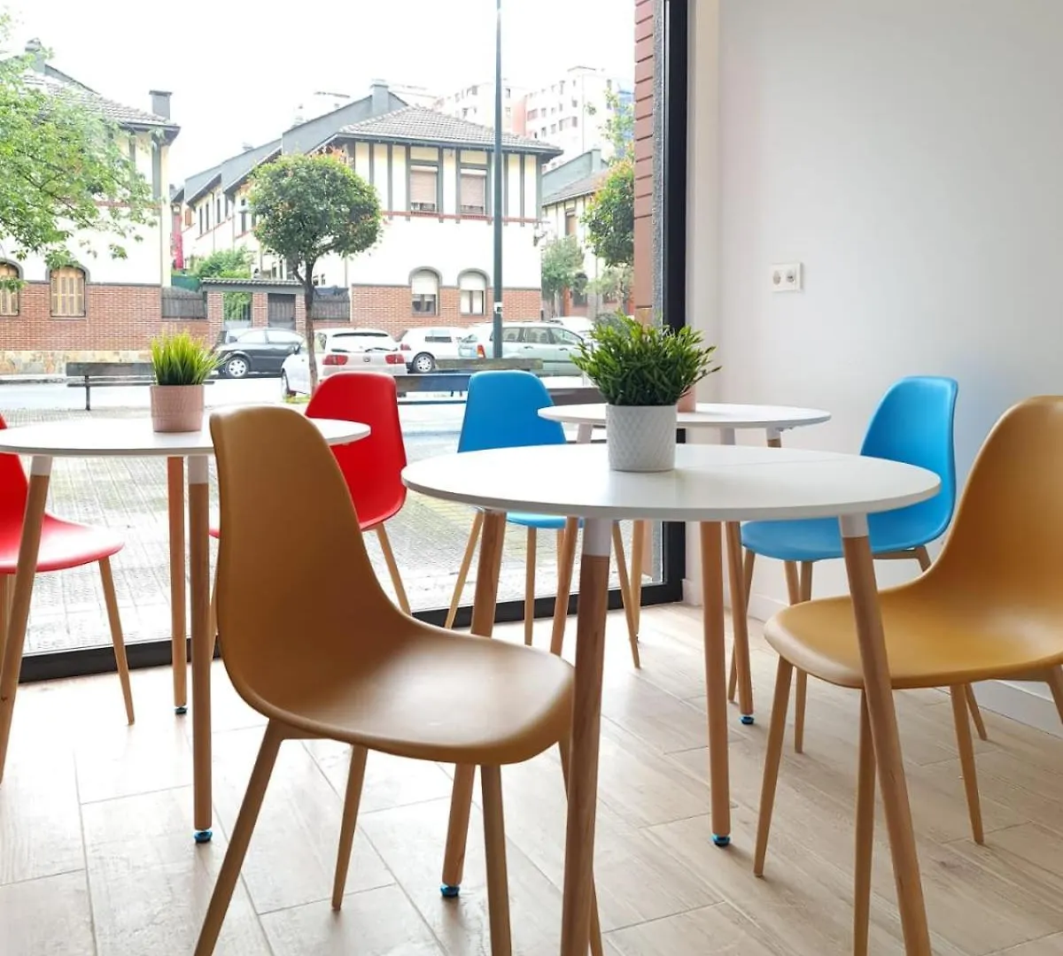 Bilbao Rooms & Kitchen Santutxu