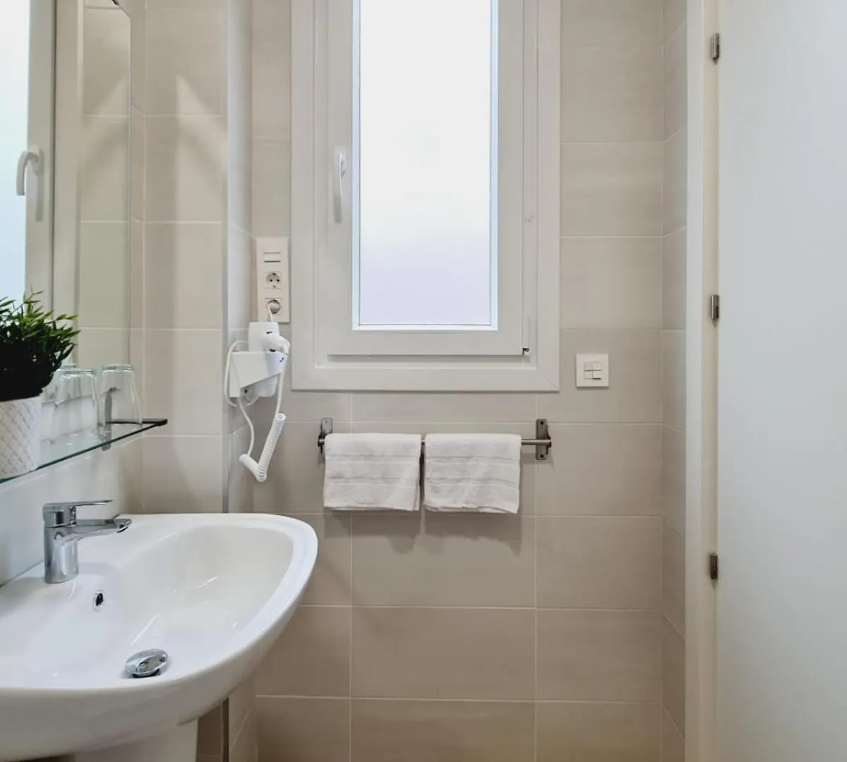 Bilbao Rooms & Kitchen Santutxu Penzion