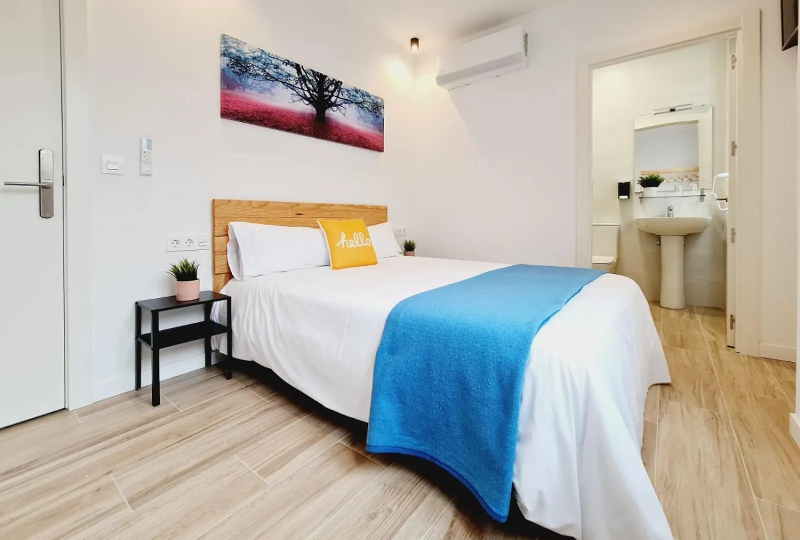 Bilbao Rooms & Kitchen Santutxu